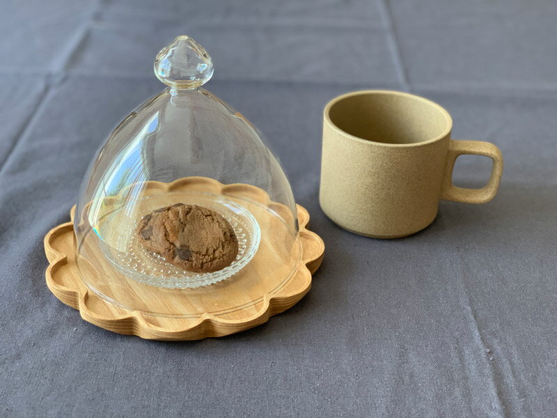 お花の形がかわいい、YARNのガラスドーム。暮らしにごきげん時間を。 | アンジェ日々のコラム
