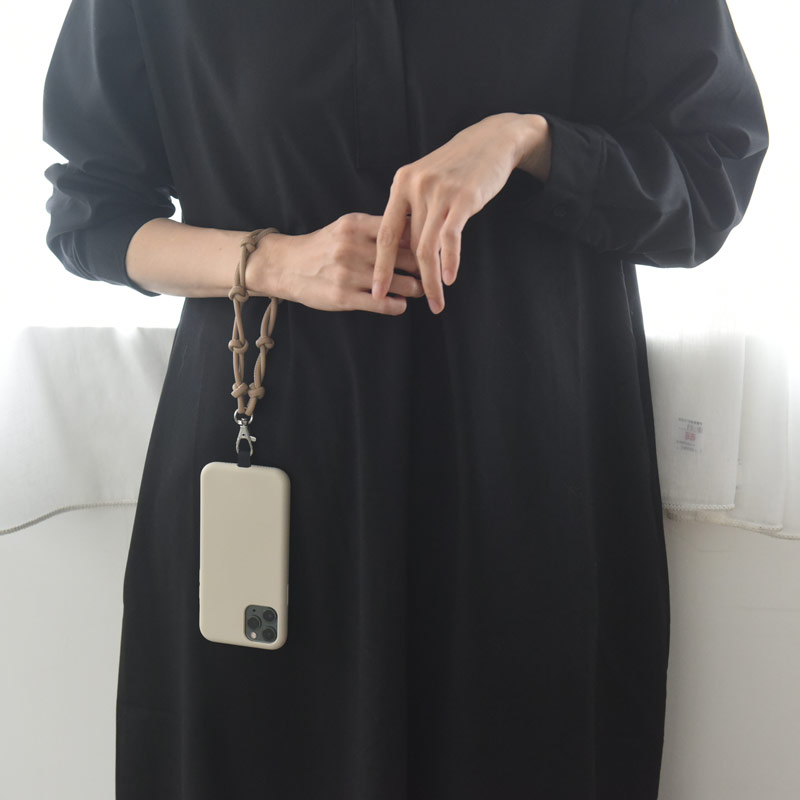 もう落とさない&なくさない!?スマホストラップのスタッフ愛用レポ