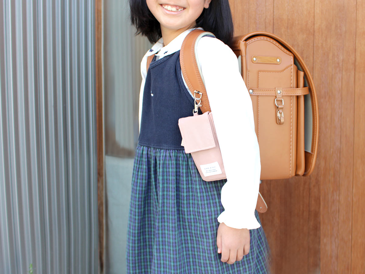 子どもの「家の鍵デビュー」に。紛失予防＆GPSも入る、クッカヤプーの