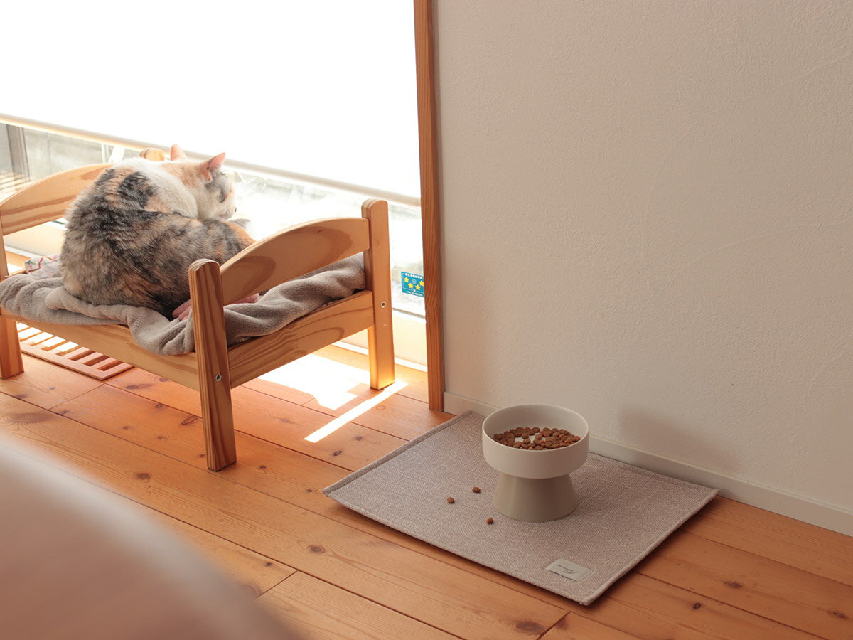 猫とわたしの愛用する 、インテリアに馴染む「bon moment cat