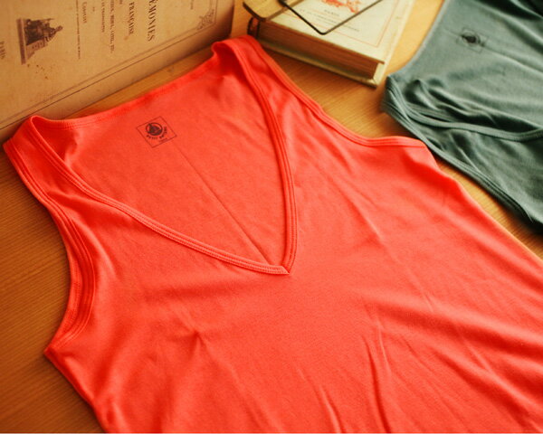 PETITBATEAU（プチバトー）Vネックタンクトップ