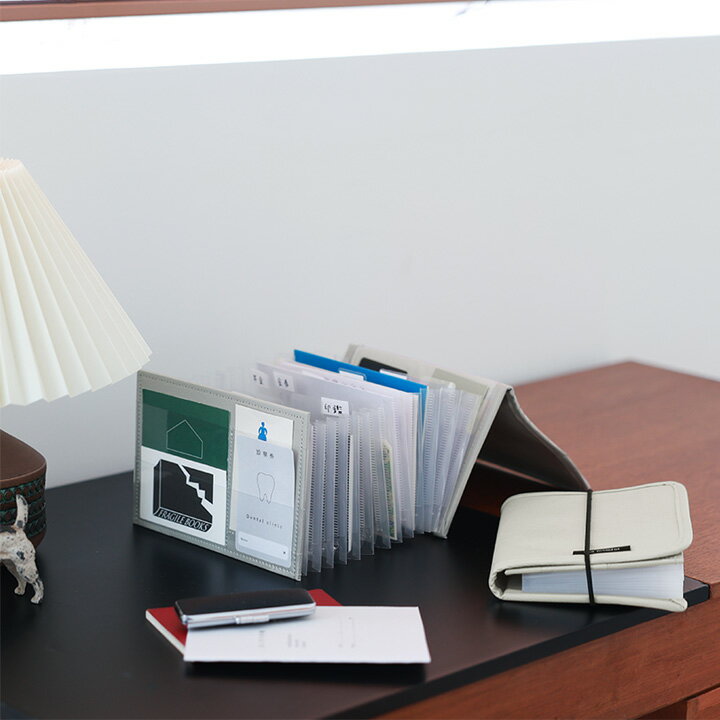 がばっと開いて見やすい 貴重品ケース／貴重品 ケース 貴重品 収納 通帳ケース 印鑑 入る お金 管理 ケース 書類 収納 ファイル 書類ケース 書類整理 書類入れ お薬手帳 母子手帳 手紙 収納 写真収納／bon moment ボンモマン 3