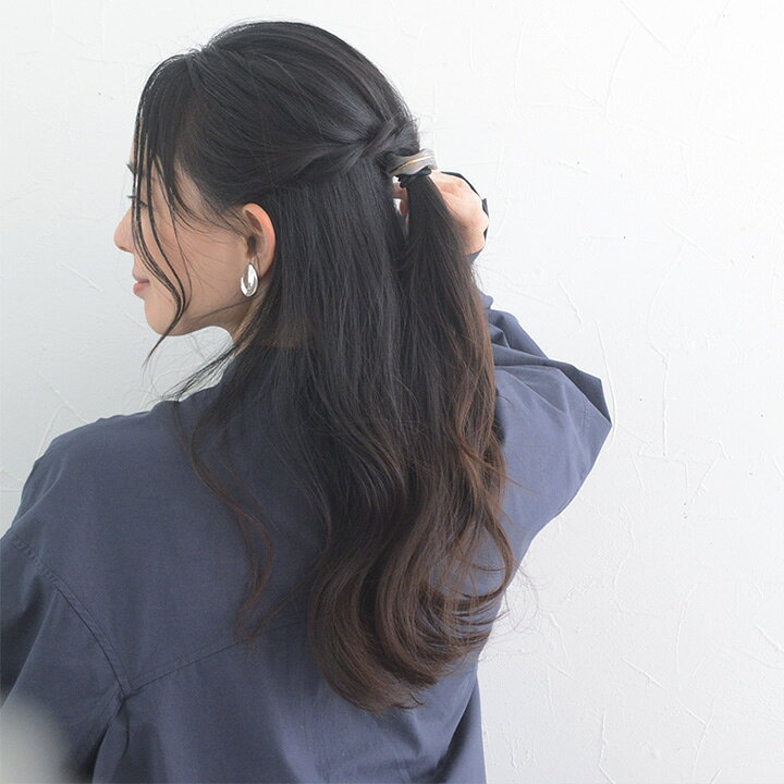 ヘアゴム マーブル 結ぶだけの簡単アレンジ マーブル×メタルラインモチーフで上品...