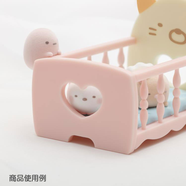 ファンシーモンスターのすみっコぐらし プチすみっコシーンマスコット すみっコぐらしプチコレクション 赤ちゃん ベビー ぬいぐるみ用ベビーベッド｜アングル3