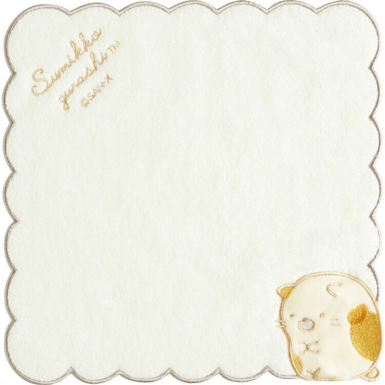 商品仕様【サイズ】約240×240mm 【素材】綿100％ 【仕様】刺しゅうアップリケ付、スカラカットフチ加工 【生産国】中国 【特長】 　スカラカットとダイカットのキャラクターがかわいい♪ 　光沢のある刺繍でプレゼント用にもぴったりなデザイン！特記事項※画像はあくまでも商品イメージになります。実際の商品と色や仕様が異なる場合がありますので、予め御了承ください。 ※メーカー希望小売価格はメーカーカタログに基づいて掲載しています。