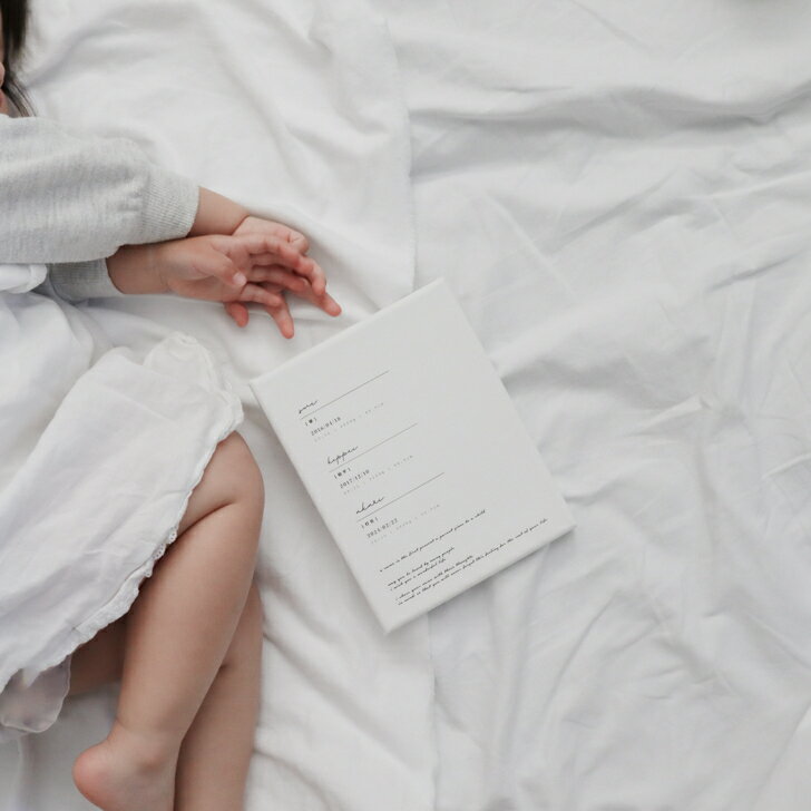 スタンダード版・赤ちゃんの手型・足型アクリルスタンドクリアM【送料無料】赤ちゃん 手形 足形 ベビー 手型 足型 フォトスタンドベイビー 成長記録 出産記念 誕生記念 あかちゃん プレゼント