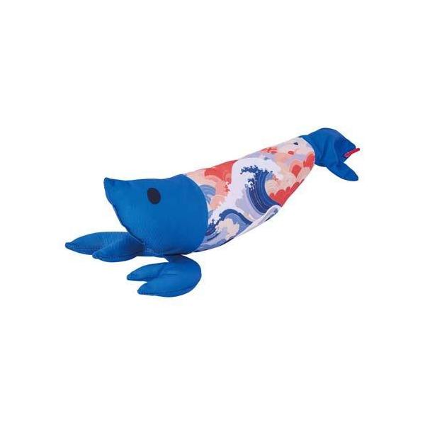 ペティオ 猫小町 けりぐるみ エビ 荒波 ネコキック専用のぬいぐるみ。ネコキックしやすい細長形状です。 またたび入りなのでネコちゃん大興奮！ --対象-- 全猫種 --原産国-- 中国 --原材料-- ポリエステル・またたび(粉末) --サイズ-- 約 幅：10×奥行：7×高さ：34(cm) ・リニューアルに伴い、商品パッケージ・内容が変更となる場合があり、画像・内容と異なる場合がございます。 ・ご購入のタイミングにより、品切れとなる場合がございます。その際は別途ご連絡させていただきます。