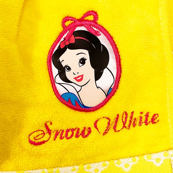 ドレスが可愛いタオルに ディズニー 白雪姫 クーポン対象外 ドレッシー ドレスタオル プリンセス イエロー タオル Disney ベビー 送料込み