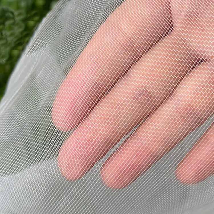 防虫ネット 植物保護カバー 野菜栽培 1.5m×20m 虫よけ 防鳥 防虫網 防霜 防風 2.5m...