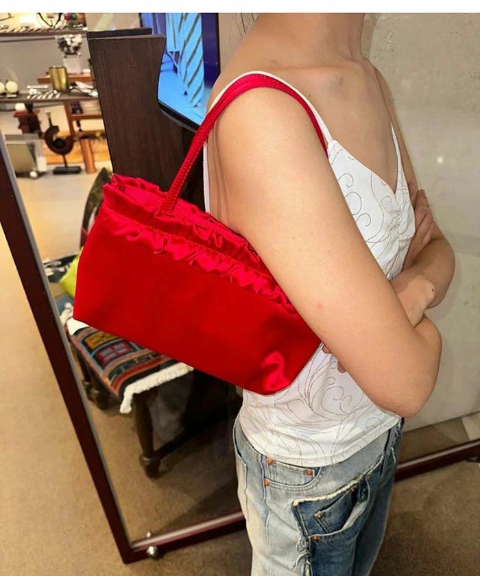 サテンバッグ トートバッグ レディース 小さめ ハンドバッグ フリルバッグ 横型 鞄...