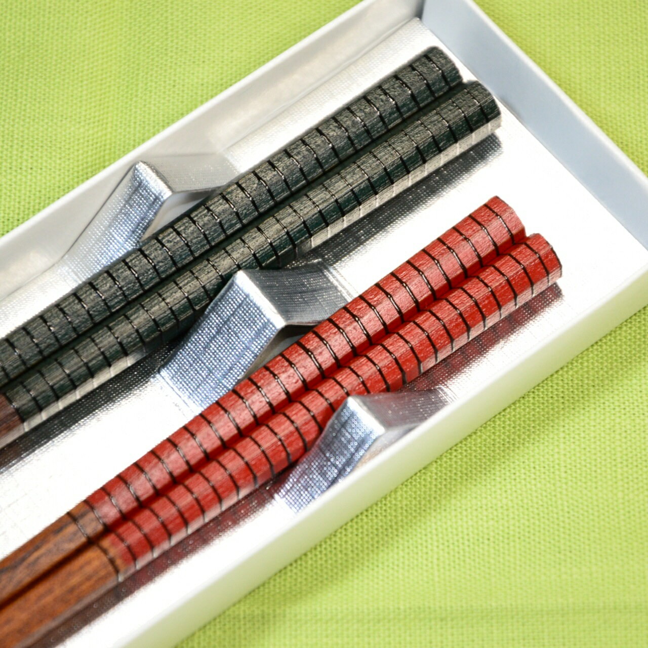 漆）八角箸 ライン　夫婦セット　 箸 先角 細め 漆塗　若狭塗箸 イシダ 日本製