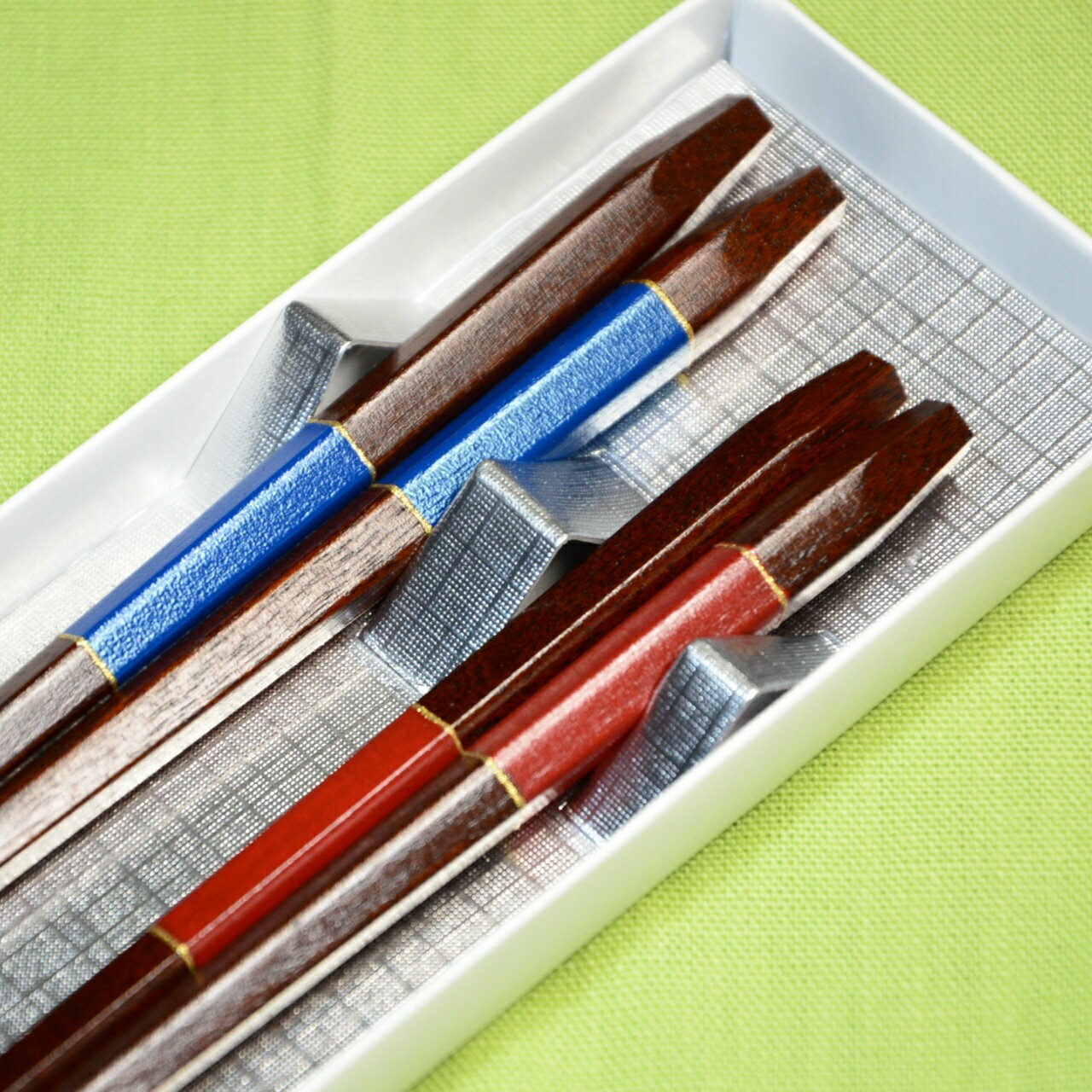 漆）5角箸 市松 夫婦セット　箸 夫婦箸 おはし 五角箸　先まで五角 イシダ 若狭塗箸 おしゃれ　日本製 漆塗り　結婚祝い 母の日 記念品 日本製　ネコポス便対応