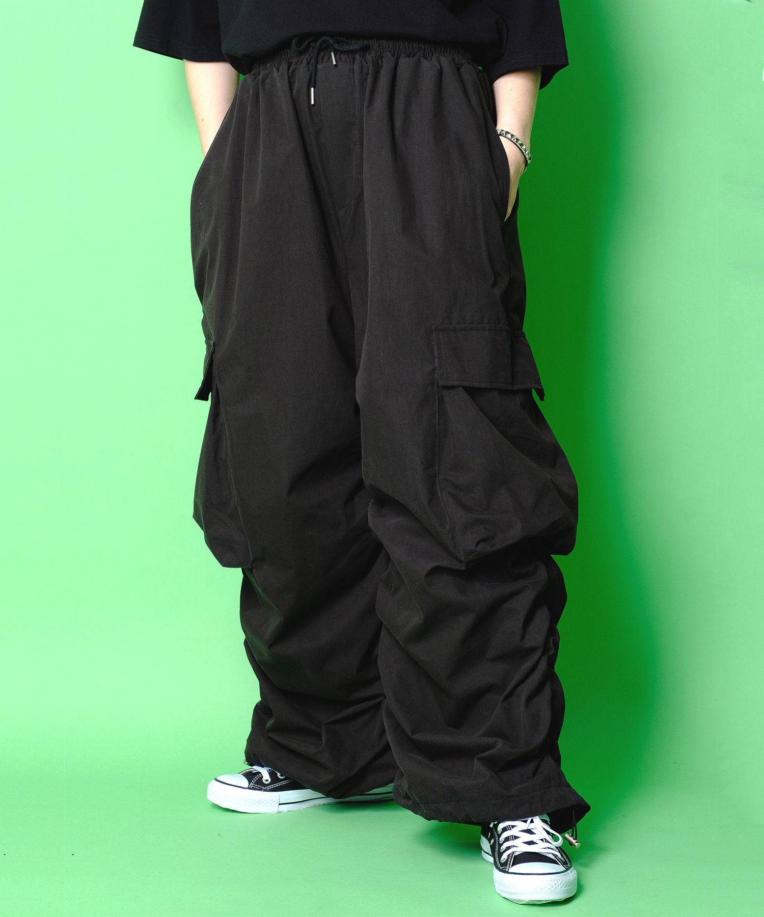 a.p.o.v. シャーリングカーゴパンツ