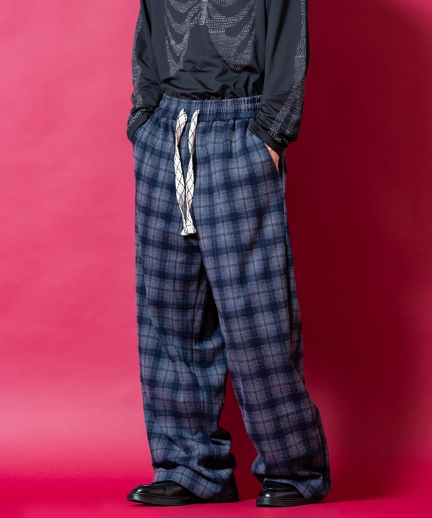 チェック柄ワイドパンツ