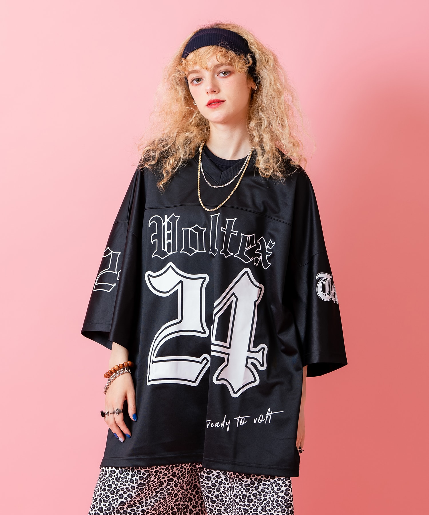 協力開發 - a.p.o.v. ストリートフォントナンバリングポリジャージーオーバーサイズフットボールシャツ / 半袖 メンズ レディース ユニセックス ユニフォーム