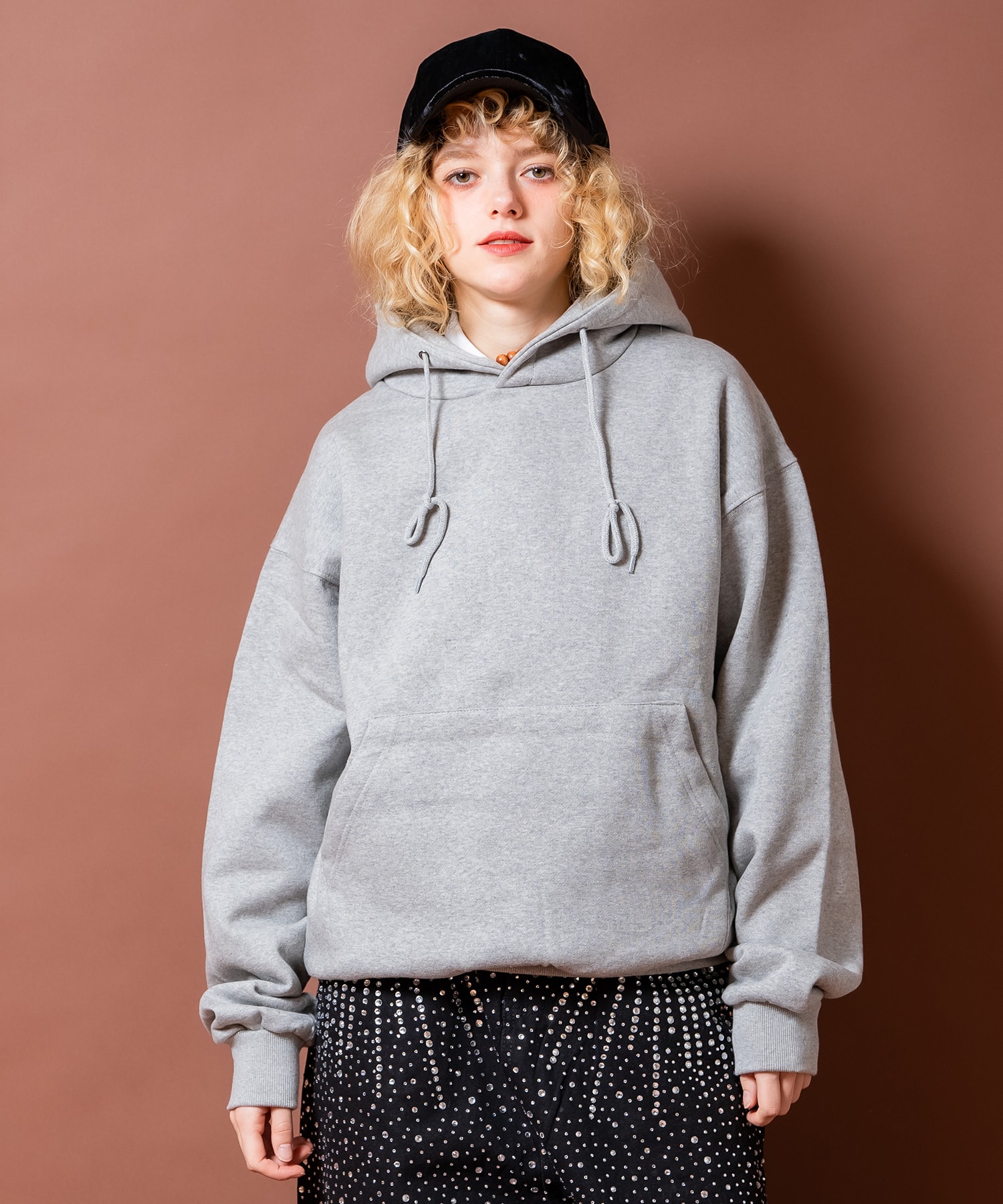 a.p.o.v. 短丈オーバーサイズ裏起毛スウェットプルオーバーパーカー / ユニセックス ダブルジップ クロップド フーディー ショート丈 コットンスエット