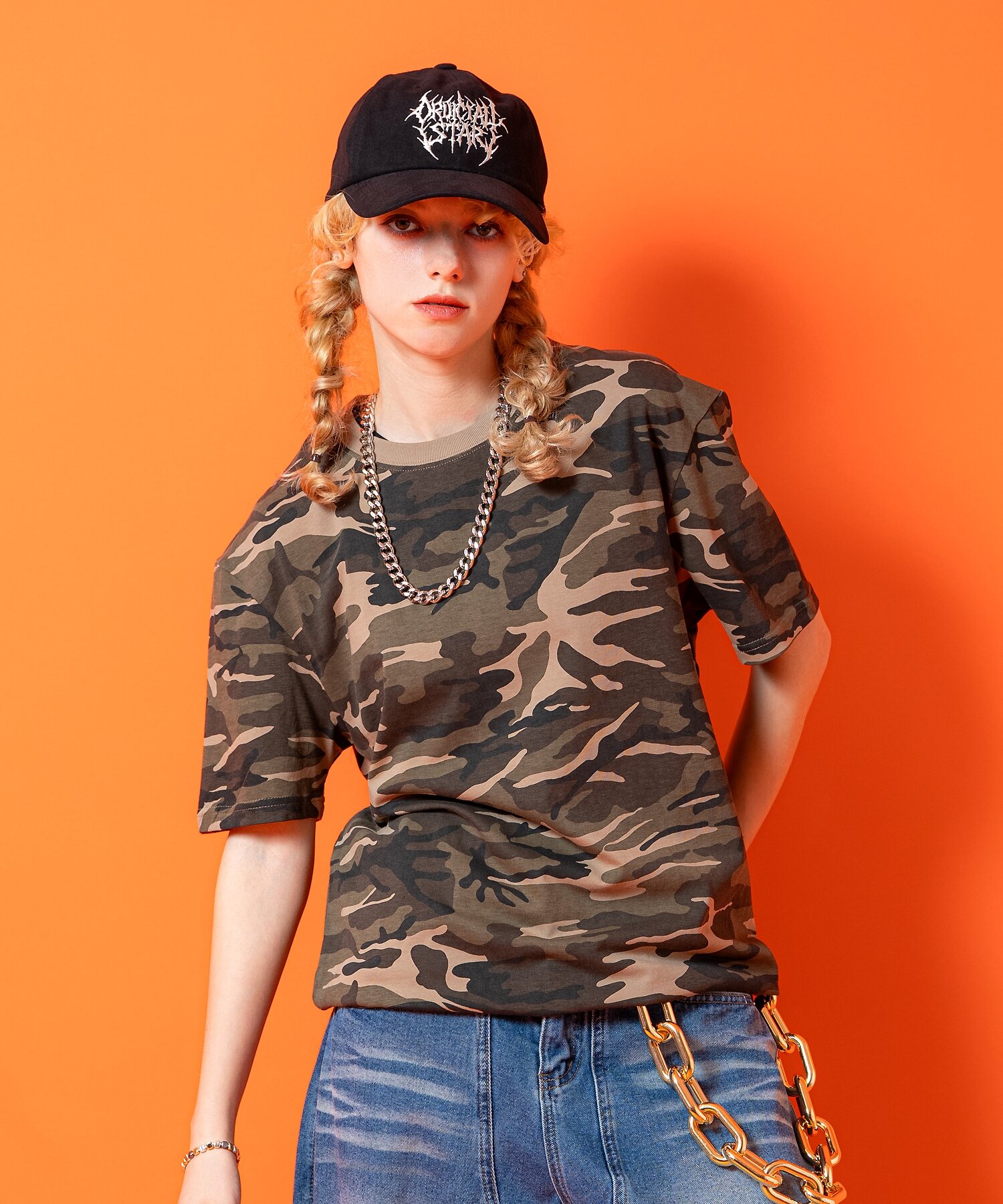 乐天商城 - クロップド丈カモフラTシャツ / ユニセックス 半袖 カットソー 短丈 迷彩柄 カモフラージュ