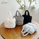 \SALE52%OFF/ハンドバッグ 中綿入り 秋 冬 キルティング スクエア ファスナー ポケット 韓国 シンプル 大人 20代 30代 40代 50代