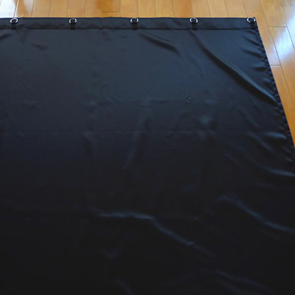 樂天商城 - 暗幕【レンタル】サテン地暗幕 RS-1 暗幕レンタル 幅150cm×丈300cm（リング付き暗幕）遮光カーテン 黒カーテン レンタル 遮光スエード