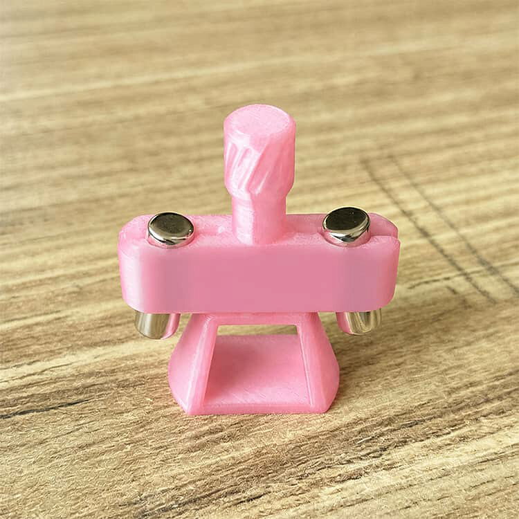 道大商店のマグネットツール ネイルマグネット 磁石 マグネット付き くるくる回転式 3Dプリント製 キャッツアイジェル用 くるくる回転式 ボールマグネットホルダー 磁石付き コンパクト 10mm円柱磁石対応 初心者 自動回転 マグネットネイル セルフネイル｜アングル3