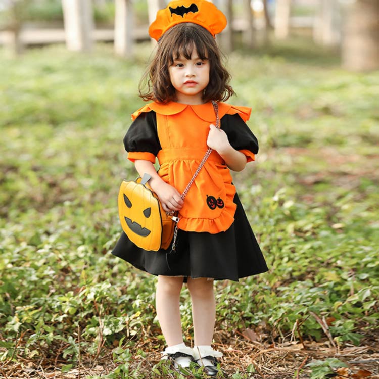 道大商店のかぼちゃ ハロウィン メイド服 3点セット 衣装 コウモリ エプロン かわいい キッズドレス 子供 ウェイトレス コスチューム コスプレ 半袖 ワンピース 幼稚園 保育園 女の子 仮装 クリスマス イベント パーティー｜アングル2