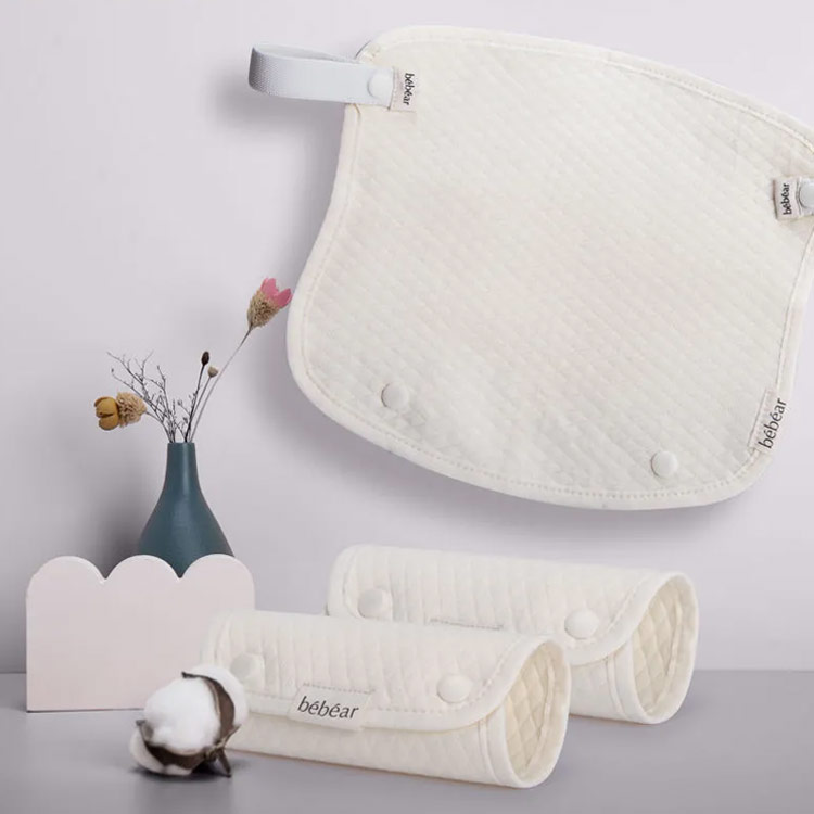 抱っこ紐カバー よだれカバー 綿 エルゴ よだれパッド シートベルトカバー チャイルドシート ベルトカバー サッキングパッド ベビー 胸カバー シンプル かわいい コットン 吸収性 プレゼント 送料無料 女の子 男の子 シンプル 出産祝い 出産準備