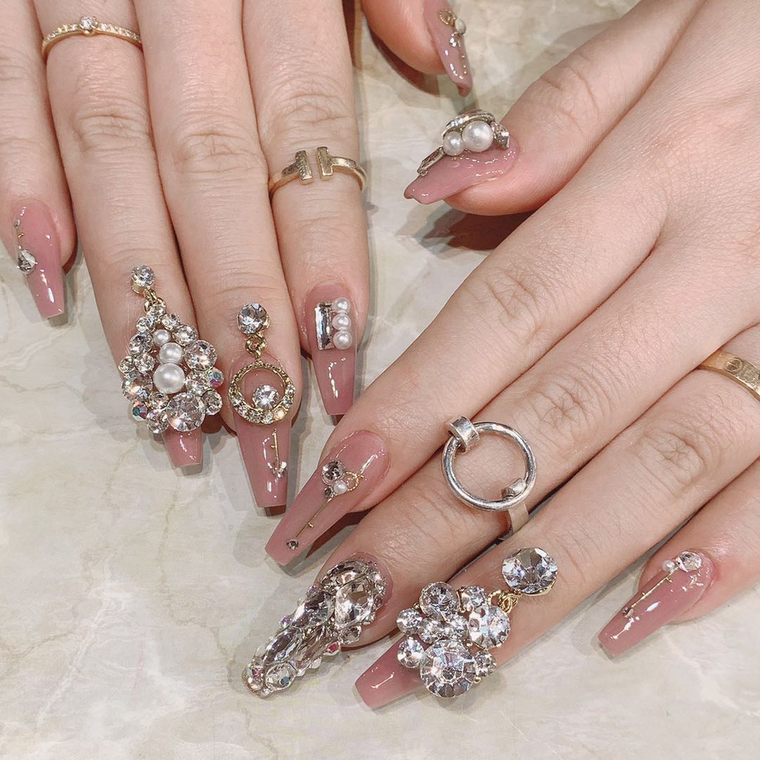 D.nail ロンディコレクション ハリストンシルバー # クリスタル［Nailsalon　Wiz］ 2