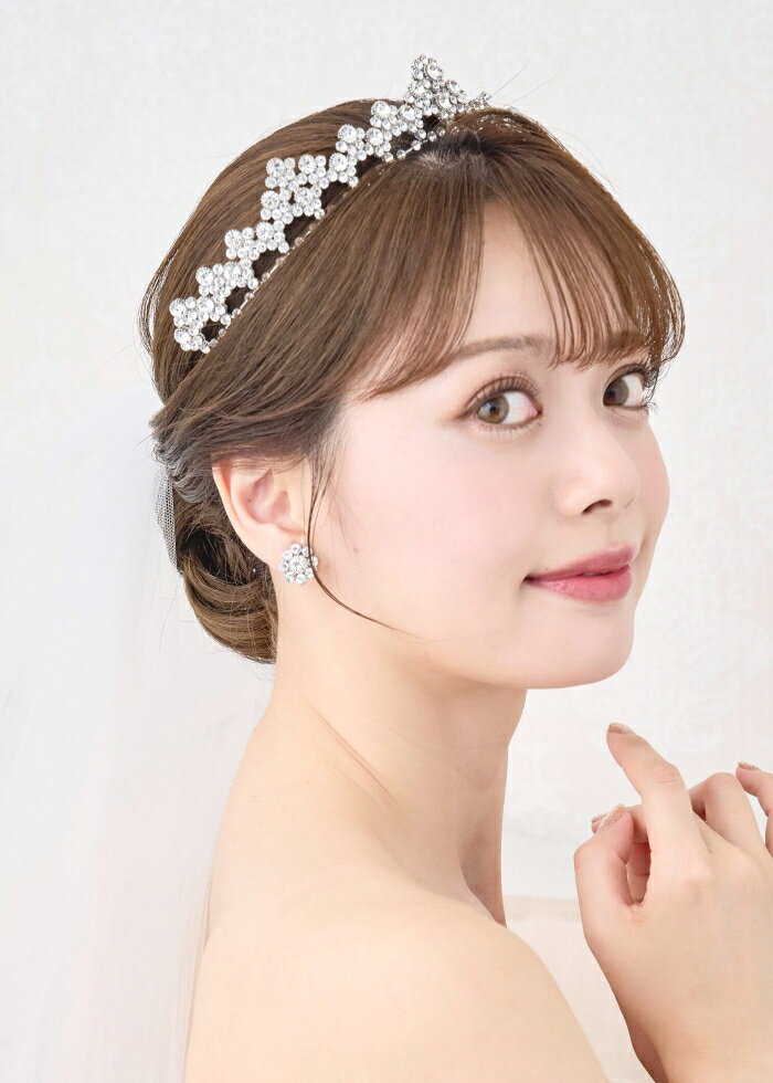 ANNAN WEDDINGの【輝シンプル＆エレガント】【大人カチューシャ】ティアラ ウエデイング パールティアラ ジルコニア　結婚式 ウエディングパール 海外挙式 パーティー ブライダル tiara　ティアラ　　ウエディングティアラ｜アングル2