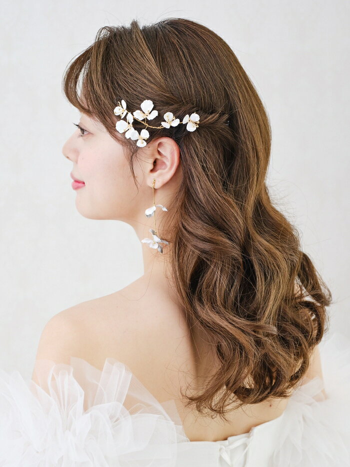 【艶めくパーツ感のアレンジ自在アイテム】ウェディング ヘッドドレス 蝶 ヘアピン...