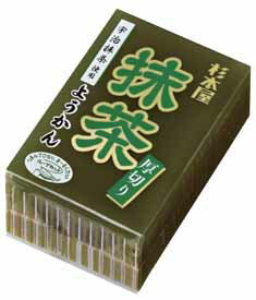 ■ほどよい上品な甘さとまろやかな味の、伝統的な本格派の棹ようかん。 ■ようかんのおいしさは厚切りが一番です。 原材料砂糖（タイ製造又は韓国製造）、生あん、水あめ、寒天、抹茶／甘味料（ソルビトール）、着色料（クチナシ） 内容量（内容）150g × 20個 内容説明（栄養成分）（製品100gあたり）エネルギー281kcal、たんぱく質2.8g、脂質0.1g、炭水化物67.1g、食塩相当量0.01g 保存方法直射日光および高温多湿の場所を避けて保管してください 賞味期限2025.01.31 JANコード4901818442074 お問合せ商品についてのお問合せは、下記までお願い致します。 製造者：杉本屋製菓株式会社 所在地：愛知県豊橋市鍵田町48番地 お客様相談室：0120-076161