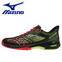 ■ミズノ公式オンライン / テニス／ソフトテニス / シューズ / 砂入り人工芝／クレーコートMIZUNO ENERZYと新しいアッパー構造で、より素早い動き出し／切り返しをサポート！■サイズ22.5～30.0cm■カラー62：ブラック×レッド×ライム■素材甲材／合成繊維、合成樹脂底材／合成底■原産国ベトナム製■質量約320g（27.0cm片方）■対象／目的クレー・砂入り人工芝コート用■インソールミズノエナジーインソール（取り外し可）■シューズ幅2E相当の方向け■発売シーズン2022年春夏【メーカー取り寄せ商品】 こちらの商品はメーカー手配の為、完売の場合もございます。在庫の有無・納期のご連絡はご注文受付メールにてご確認下さい。メーカー希望小売価格はメーカーサイトに基づいて掲載しています