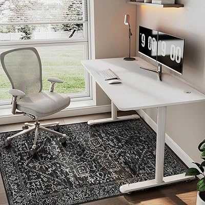 チェアマット デスクマット ゲーミングマット 150×190cm 滑り止め 大判 デスク 床保護 傷防止 フローリング オフィスチェア 騒音対策 床暖房対応 オールシーズンで使える ラグ ズレない【 ブラック】