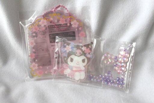クロミ KUROMI えらんで 桜 ビーズ アクキー サンリオ 紫 クロミ KUROMI えらんで 桜 ビーズ アクキー サンリオ 紫