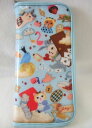 JETOY Choo Choo cat journey pouch サイズ：10.5＊22 (cm）　 材質：ポリ＋PVC,金属 構成：カードポケット4、紙幣ボケット1、多用途ボケット2、内部ジッパーボケット、メッシュポケット1、 　　　　パスボートボケット1、リングストラップ。 ：パスボート、航空券、カード、紙幣、各種チケットなどが保管できます。 メール便不可