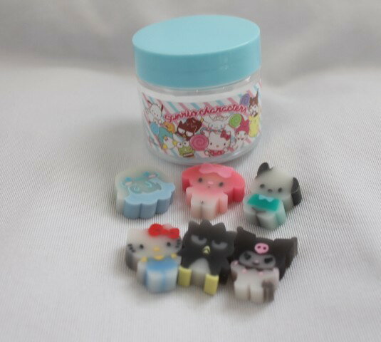 サンリオ　えらんで　ダイカット消しゴム　6個　ケース　水色　KT　MM　CN　KU　PO