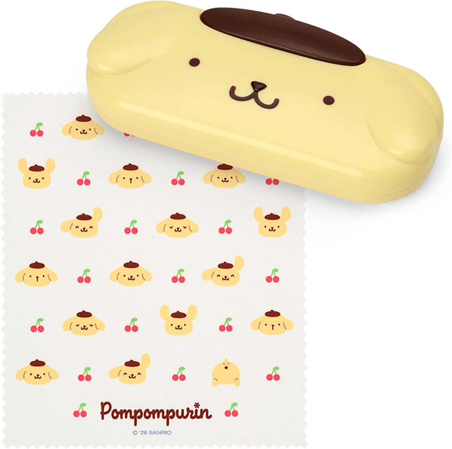 本体サイズ：メガネケース:約幅15×奥行7×高さ3.5cmメガネクロス:約幅15×高さ17.5cm。主な材料・原料：メガネケース:ABSメガネクロス:ポリエステル100% ハードタイプ。内側はレンズが傷付きにくいフロッキー素材。