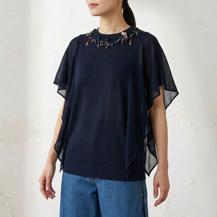 Crew Neck - アルベロベロ(Alberobello)オレボレブラぶたさんモチーフ＆ビーズ刺繍入り ニットプルオーバー（コン）【2026 SPRING COLLECTION】送料無料