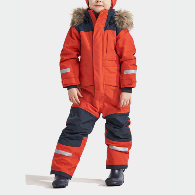 ANOMALYのスキーウェア スノーボード ウェア 子供用 防寒 キッズ つなぎ 防水 防寒 防風 冬 雪遊び ジュニア スノボー スノボウェア スノーウェア 80 90 100 110 120 130 140 150 160｜アングル3