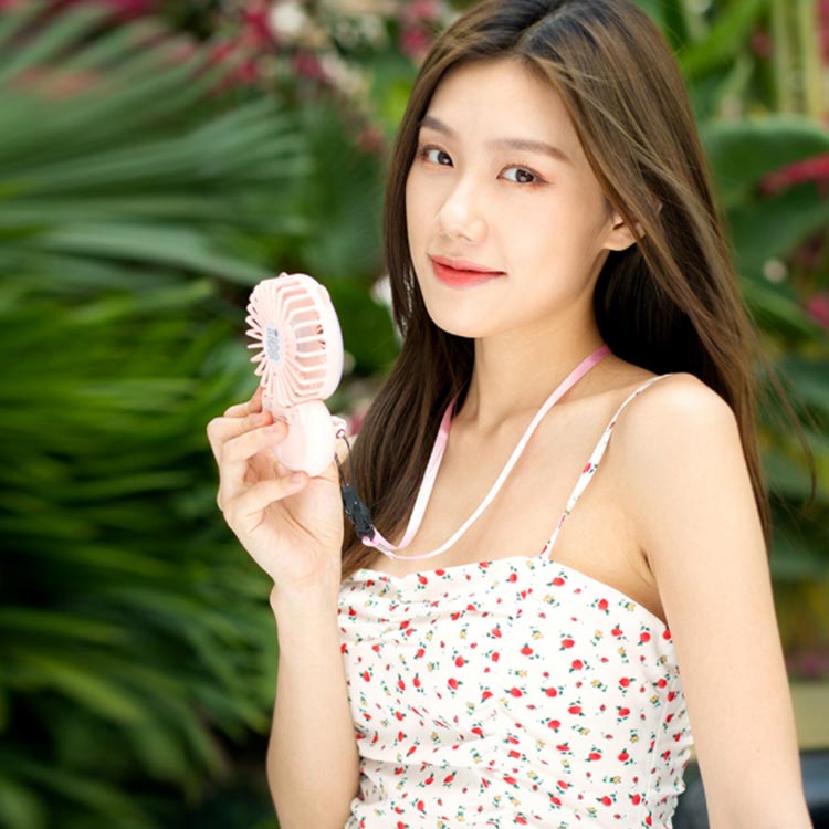 ハンディファン 携帯扇風機 卓上扇風機 スマホに付ける ミニ扇風機 小型扇風機 ミニファン 風量3段階調節 ハンディ扇風機 自撮り LEDライト付き 手持ち扇風機 ストラップ付き 首掛け扇風機 軽量 USB充電式 手持ちファン スタンド 一体型 ポータブルファン 暑さ対策 持ち運び