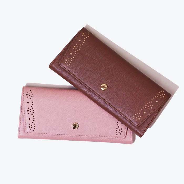 SNOOPY/スヌーピー/PEANUTS/ピーナッツ/パンチングシリーズ　ギャルソン長財布