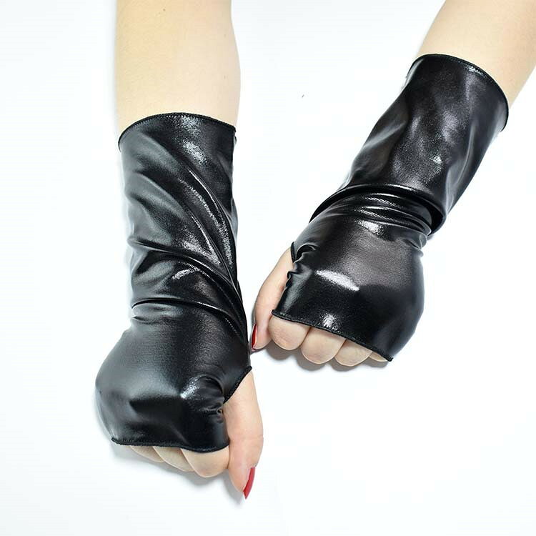 キッズ ダンス 手袋 半指レザー 手袋 スタッズ 飾り 指なしグローブ ハーフグロー...
