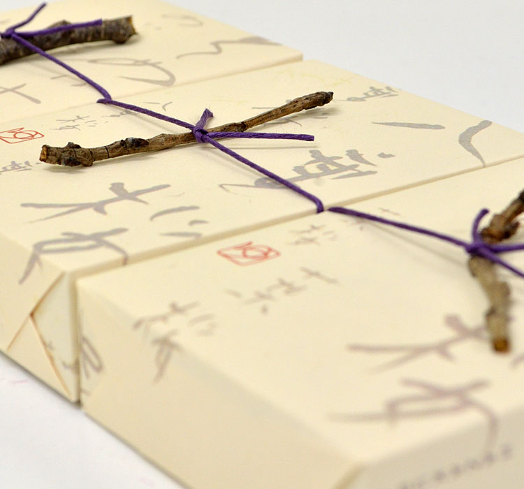 在庫限り 悠々庵 桜 [桐箱] 全3種〔八重桜・そめい吉野・葉桜〕桜の枝付きお香 スティック 桜の香