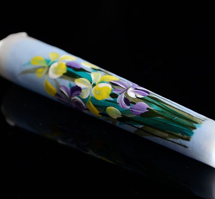 【越後花ろうそく】新潟生まれの手描き絵ろうそく「あやめ」15cm1本入り【絵蝋燭】【絵ローソク】【花ろうそく】【進物】【お彼岸】【お盆】【新盆見舞】【喪中見舞】【月命日】【御供】【供花】【ろうそく】【灯明】【手作り】【仏壇】