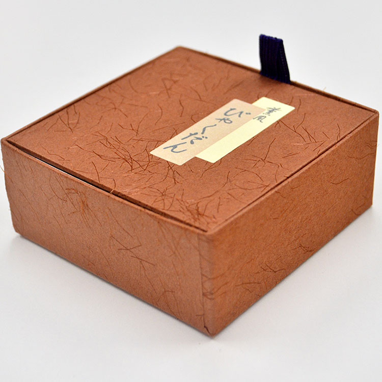 【みのり苑】薫風びゃくだん短角60本入/真鍮製香立付き【ミニ寸】【お香】【室内香】【香木】【風韻】【部屋焚き】【インセンス】【スティック】【白檀】【線香】【香り...