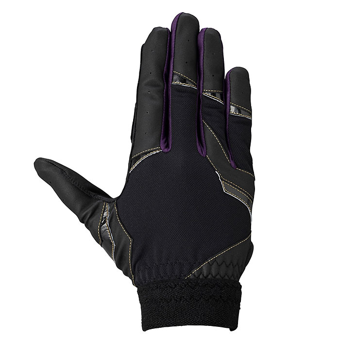 メーカー ミズノ（MIZUNO） カテゴリー 野球 分類 守備グローブ 商品名 ミズノ（MIZUNO）　1EJEY11367 野球　ジュニア 守備グローブ ガチ 守備手袋　右手用 26AW 品番 MZ-1EJEY11367 カラー・仕様・サイズ カラー：67（ブラック×ブラック×パープル） 素材掌部：合成皮革甲部：合成繊維/合成皮革 サイズ：JS（16-17cm）/JM（18-19cm）/JL（20-21cm） 仕様：右手用 対象：ジュニア 生産国：インドネシア製 商品説明 汗のこもりやすい掌中央部に通気性の高いメッシュ素材を配置。捕球時の握る動作の際に最も重要とされる小指・薬指・中指にグリップ性の高い素材を配置。捕球時の衝撃を緩和する為に緩衝効果の高い専用パッドを広範囲で配置。 　 　 　 　 　 　 　 　 ※この商品のカラーは、 67（ブラック×ブラック×パープル） となります。