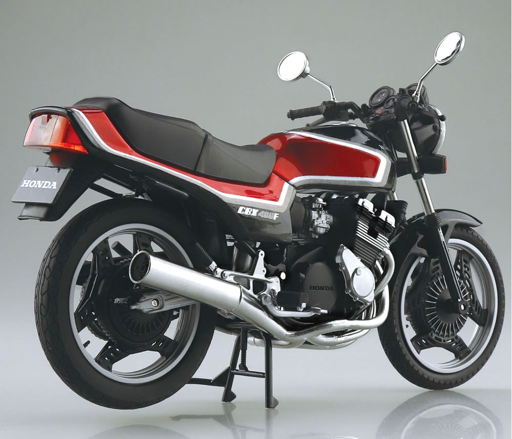 カーホビーショップ アンサーのアオシマ 1/12 ホンダ CBX400F ブラック/キャンディアラモアナレッド【塗装済完成品】｜アングル3