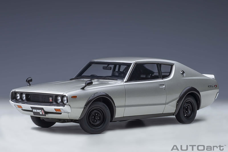 ★オートアート 1/18 日産 スカイライン 2000 GT-R (KPGC110) シルバー