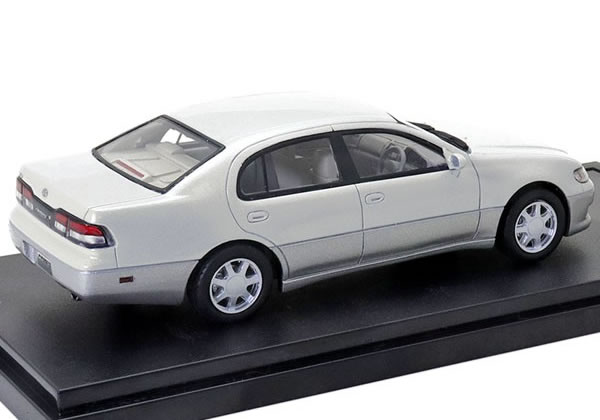 【絶版品】ハイストーリー 1/43 トヨタ アリスト 3.0V (JZS147) 1994 後期型 ウォームグレーパールマイカトーニングG 2