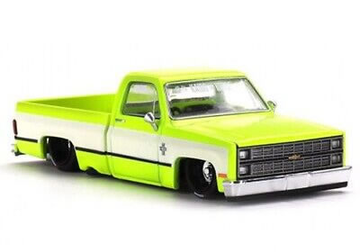 【数量限定特価】MINI GT 1/64 シボレー シルバラード KAIDO Flo Yellow V1 (右ハンドル)