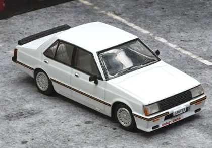 BM CREATIONS 1/64 三菱 ランサー EX 2000 ターボ ホワイト (右ハンドル)のサムネイル